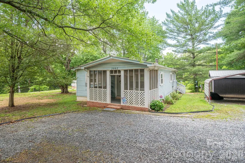 2002 Bill Lynch Road Lincolnton NC 28092
