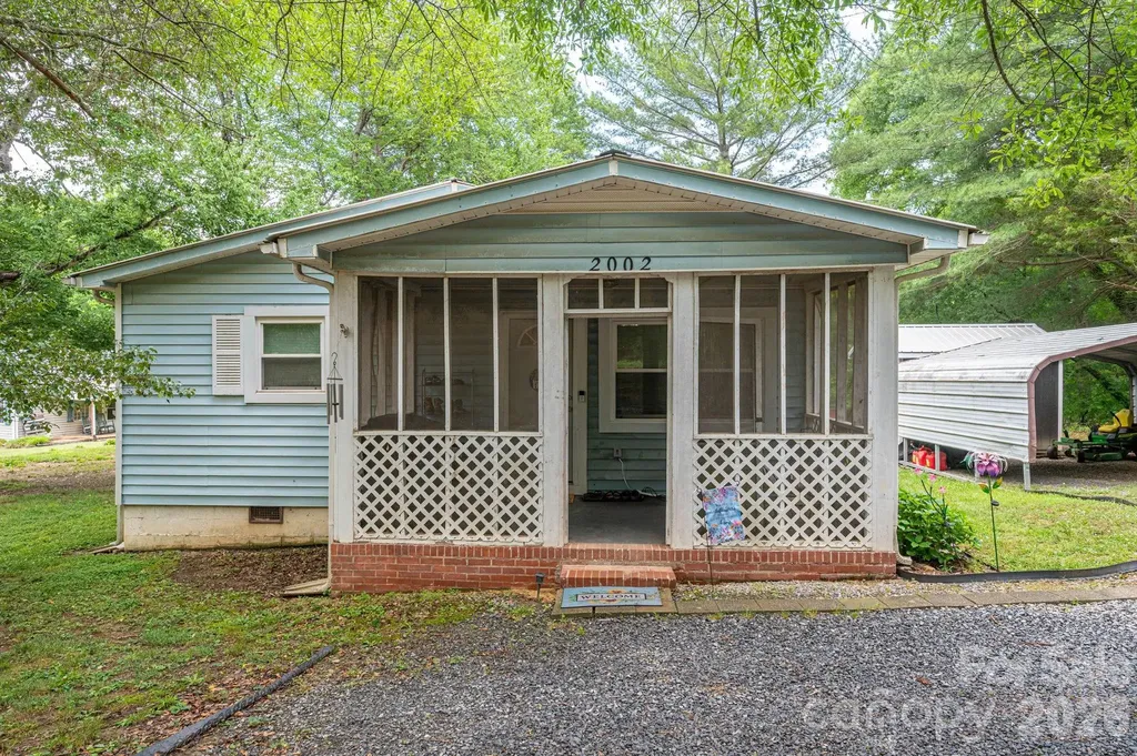 2002 Bill Lynch Road Lincolnton NC 28092