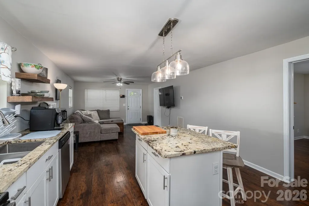 2002 Bill Lynch Road Lincolnton NC 28092