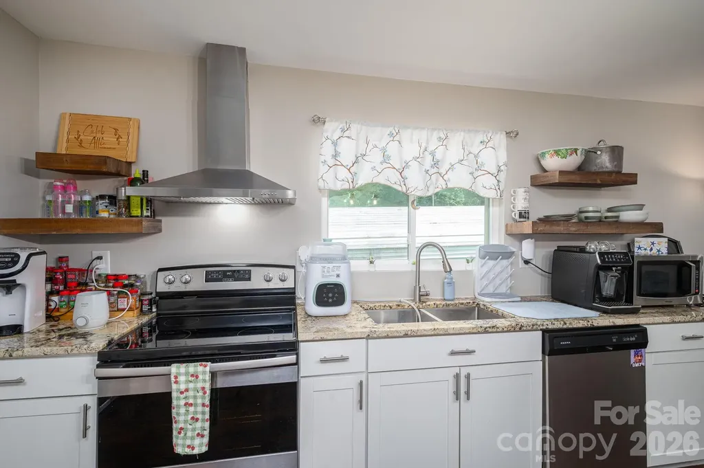 2002 Bill Lynch Road Lincolnton NC 28092