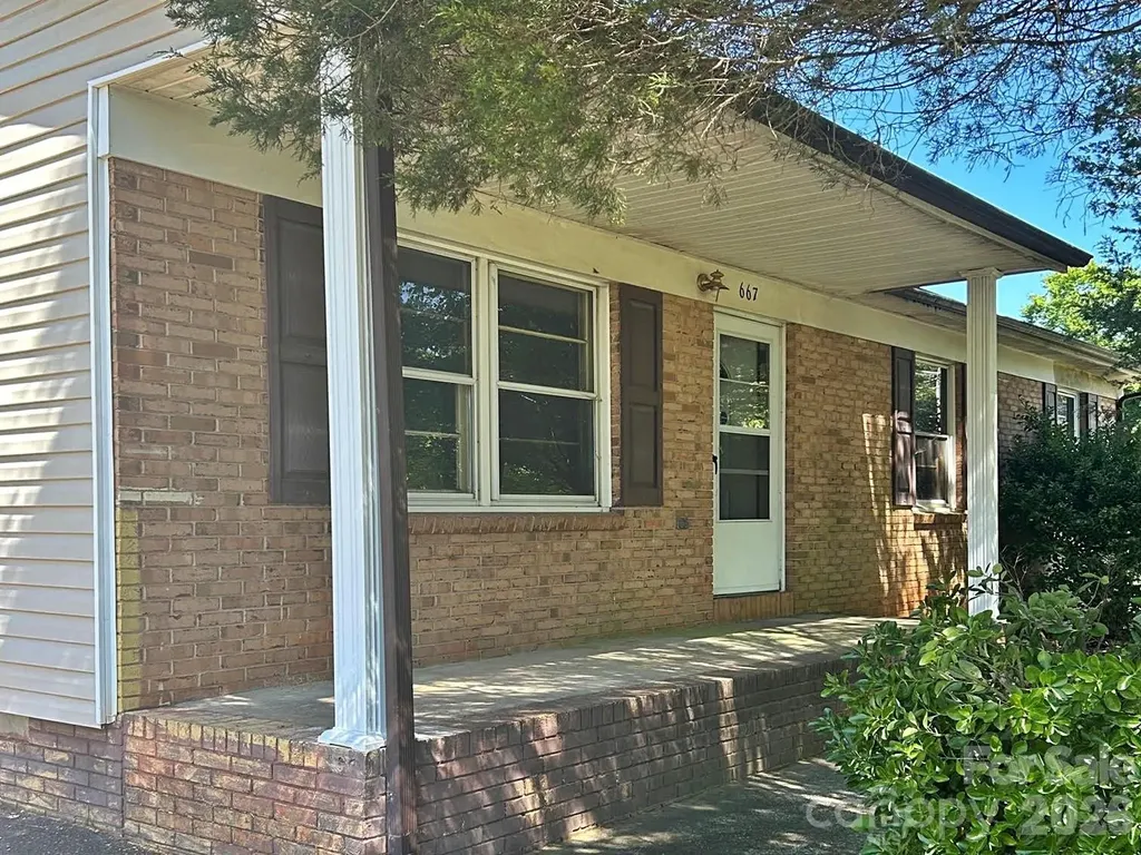 667 Kilborne Drive Gastonia NC 28052