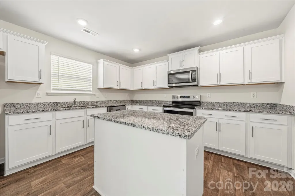 2209 Lilium Drive Charlotte NC 28216