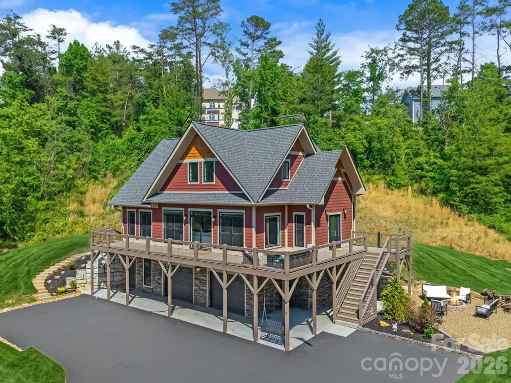 Weaverville NC, 66 Nader Avenue
