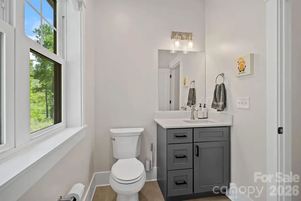 66 Nader Avenue Weaverville NC 28787