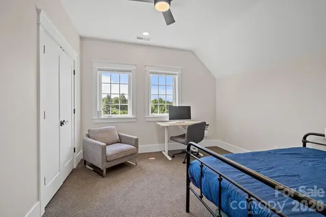 66 Nader Avenue Weaverville NC 28787