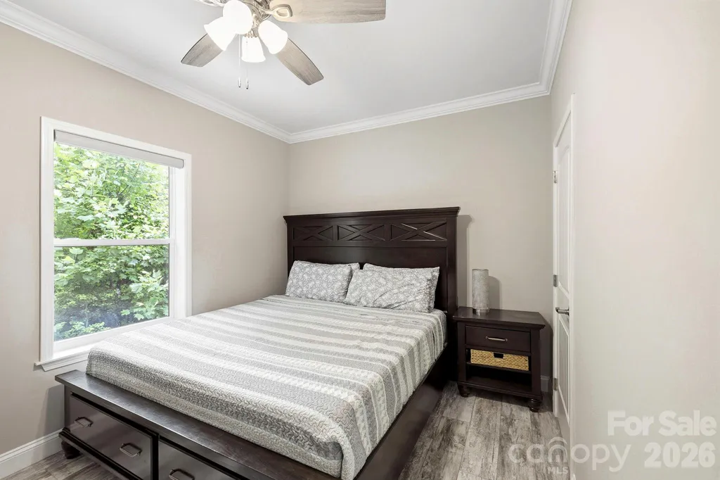 311 Charming Lane Hendersonville NC 28792