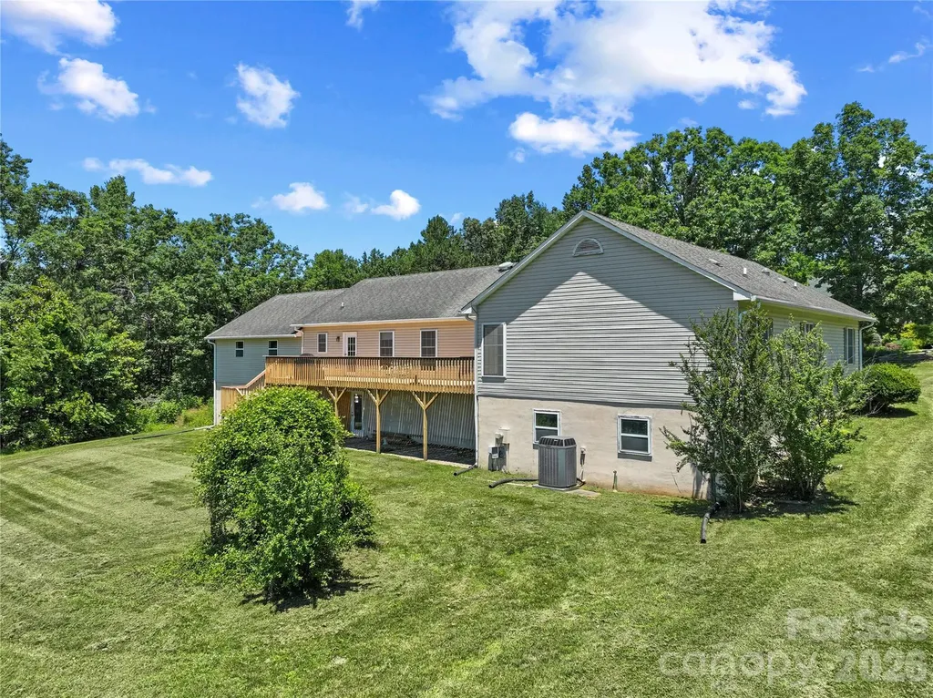 28 Song Bird Lane Weaverville NC 28787