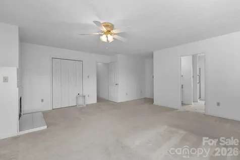 28 Song Bird Lane Weaverville NC 28787