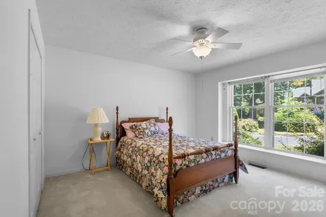 28 Song Bird Lane Weaverville NC 28787