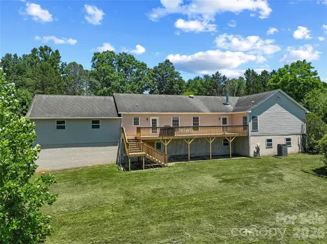 28 Song Bird Lane Weaverville NC 28787