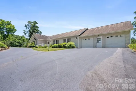 28 Song Bird Lane Weaverville NC 28787