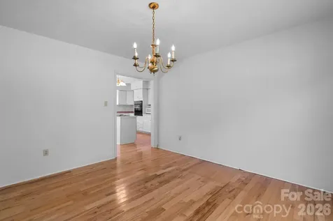 28 Song Bird Lane Weaverville NC 28787