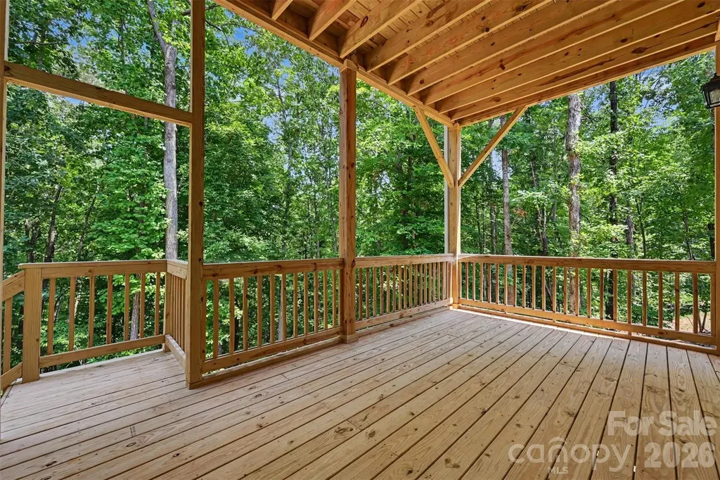 131 High Lake Drive Statesville NC 28677