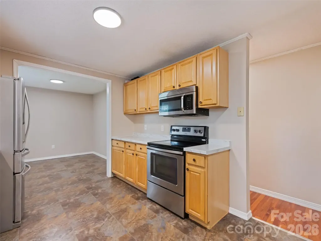 157 Highland Terrace Clyde NC 28721