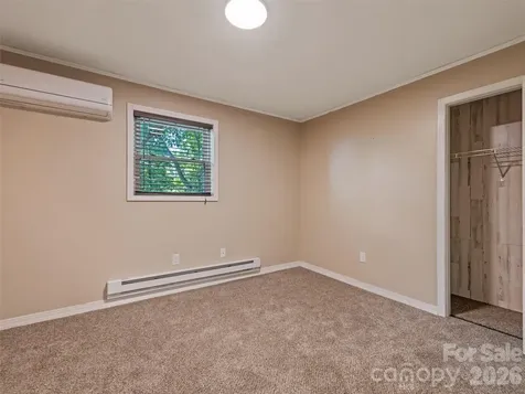 157 Highland Terrace Clyde NC 28721