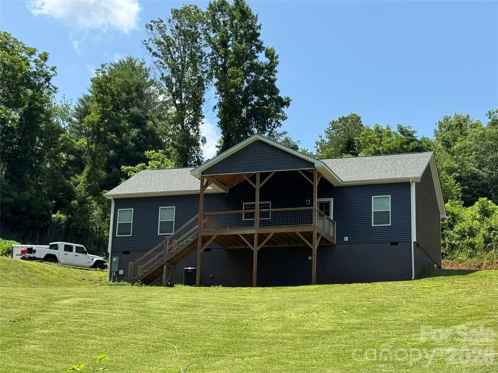 2 Watsell Drive Leicester NC 28748