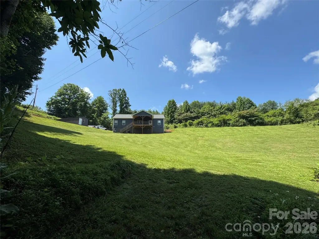 2 Watsell Drive Leicester NC 28748