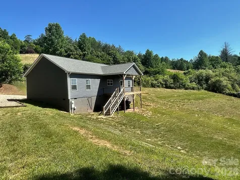 2 Watsell Drive Leicester NC 28748
