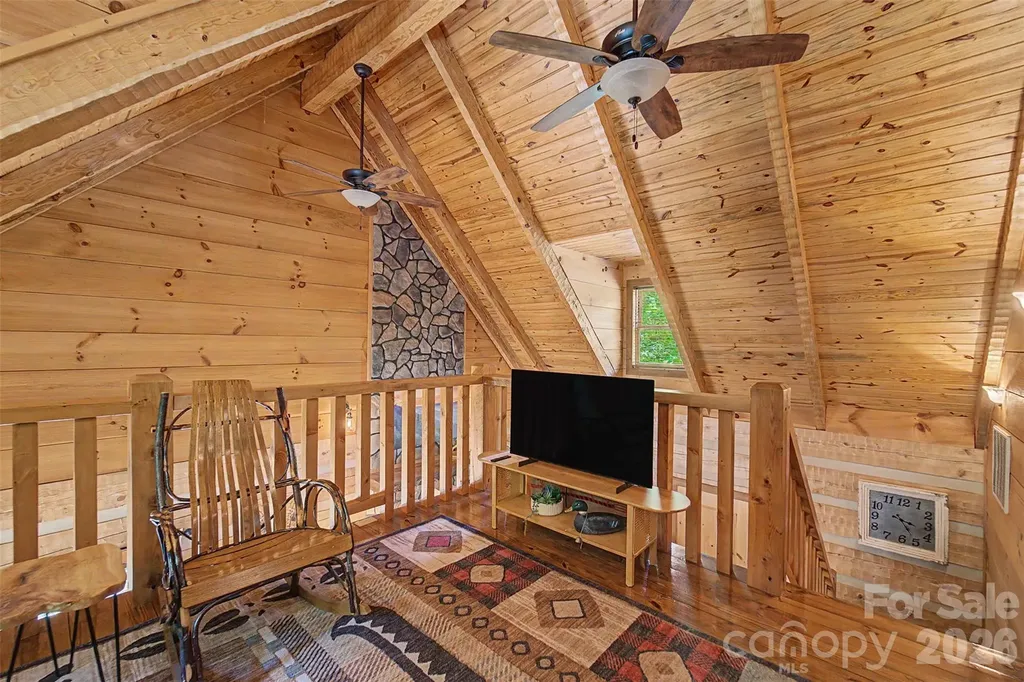 468 Old Yellow Branch Road Robbinsville NC 28771