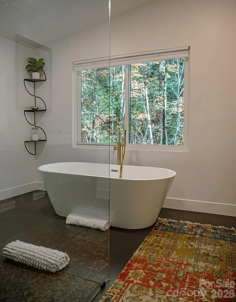 808 Mountain Cove Road Hendersonville NC 28792