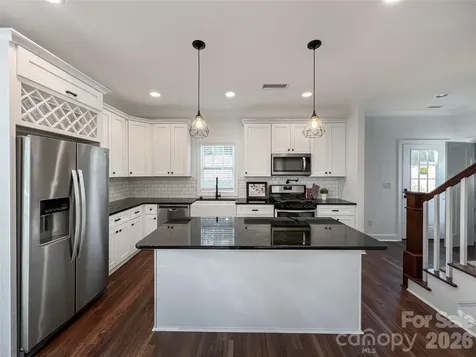 8514 Sharonbrook Drive Charlotte NC 28210