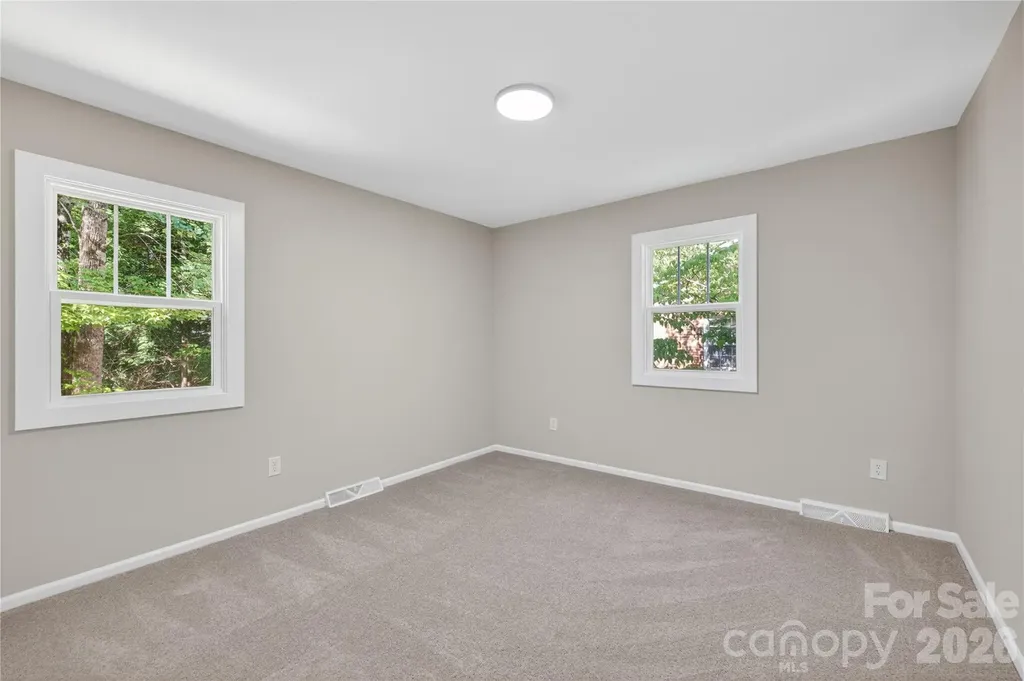 7407 Limerick Drive Charlotte NC 28270