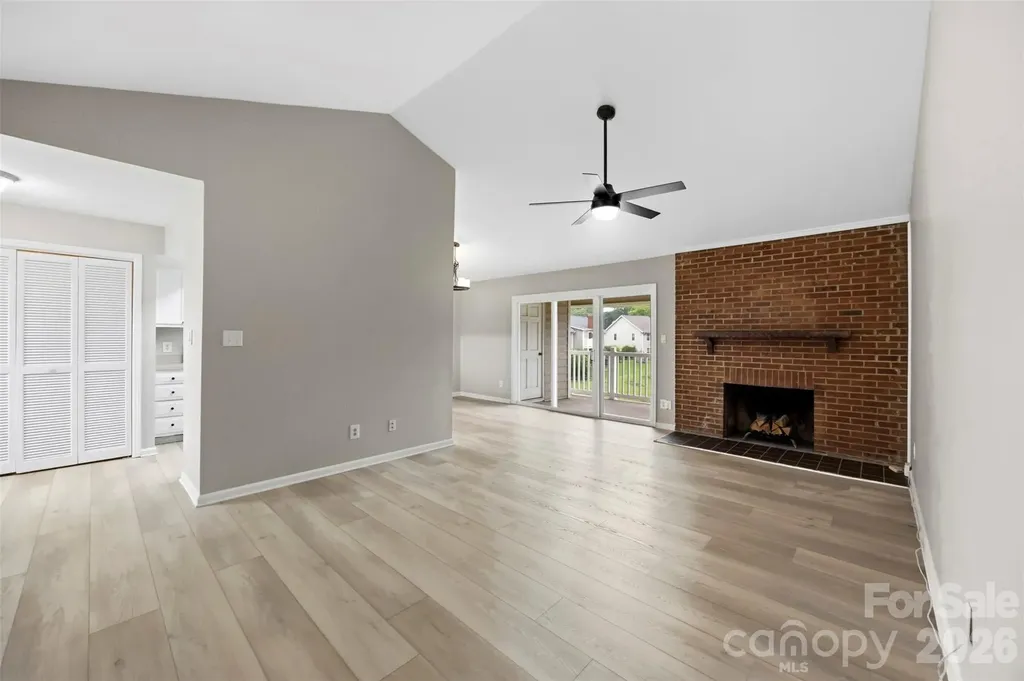 9320 South Vicksburg Park Court Charlotte NC 28210