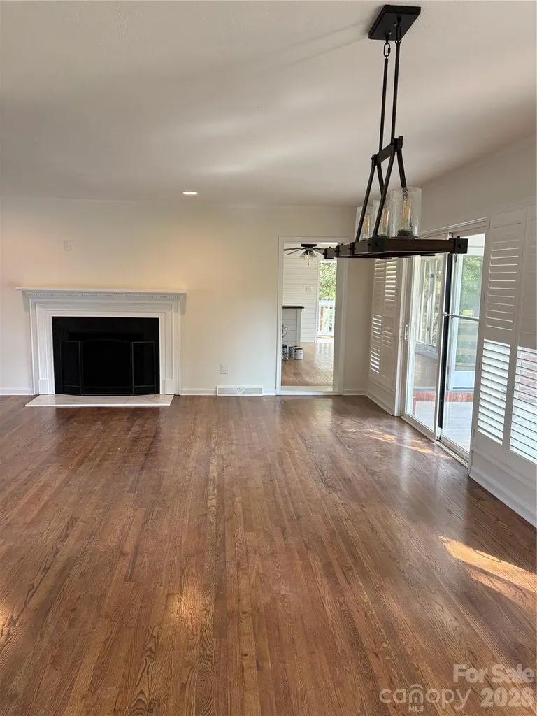 622 S Carolina Avenue Statesville NC 28677