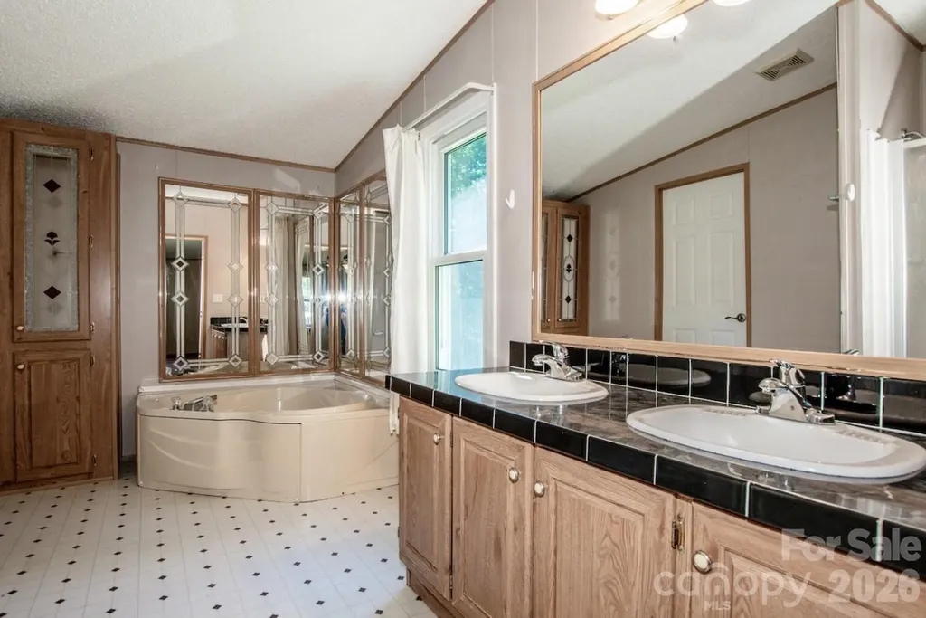 10372 Singletree Lane Davidson NC 28036