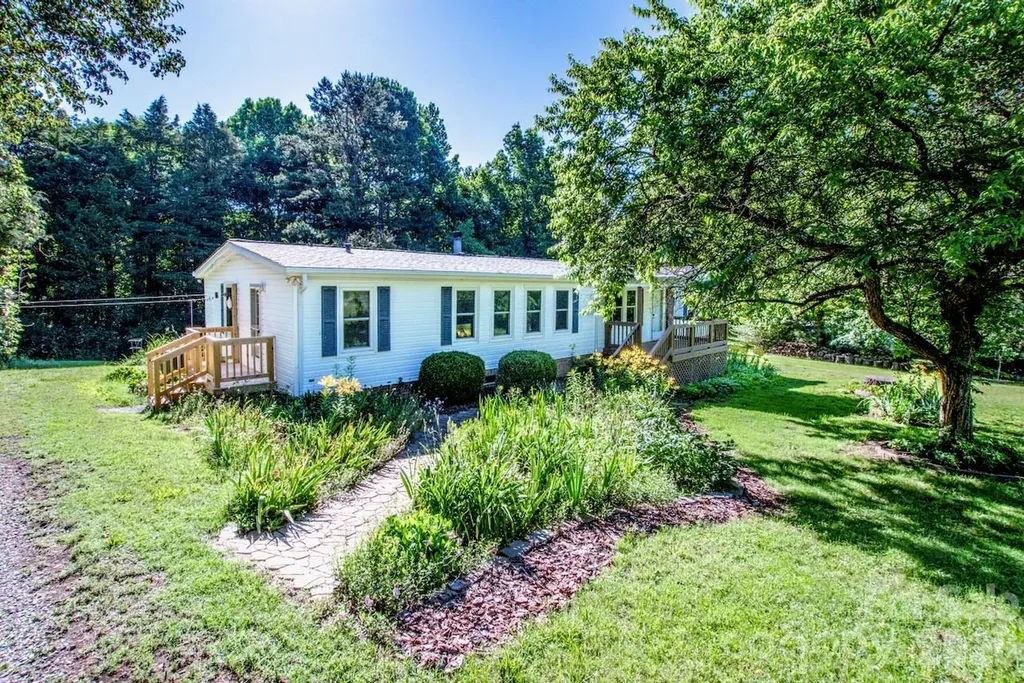 10372 Singletree Lane Davidson NC 28036