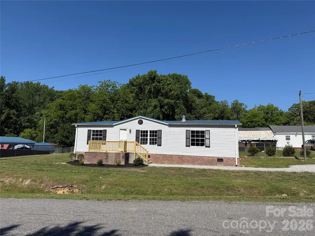 222 E Maine Avenue Bessemer City NC 28016