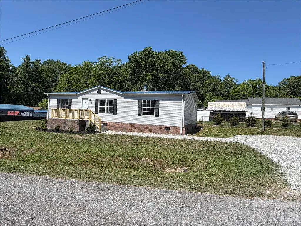222 E Maine Avenue Bessemer City NC 28016