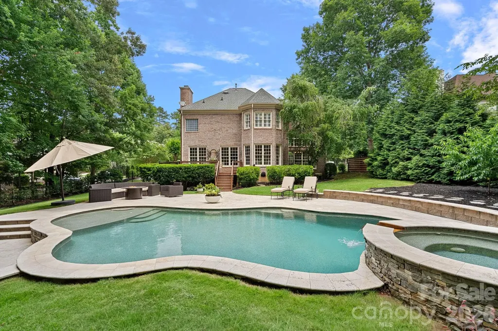 3124 Rhett Butler Place Charlotte NC 28270