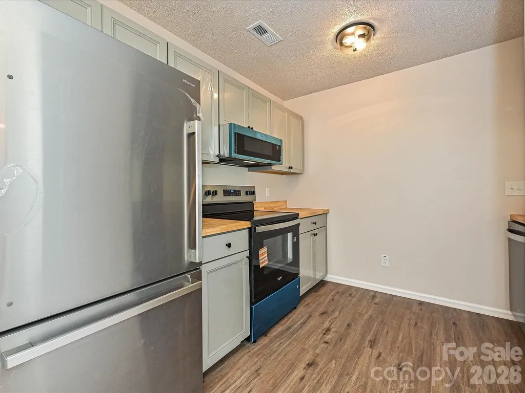 3629 Silver Ore Lane Charlotte NC 28216