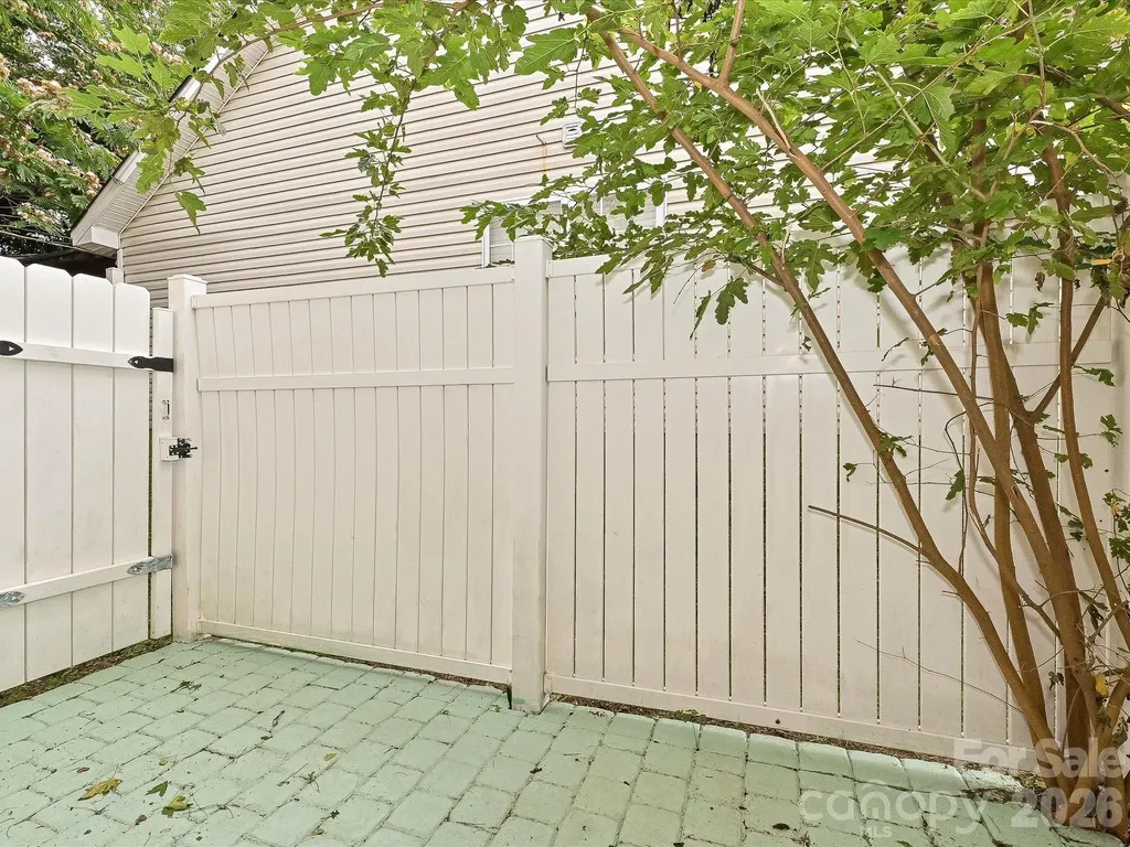 3629 Silver Ore Lane Charlotte NC 28216