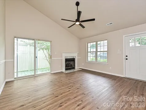3629 Silver Ore Lane Charlotte NC 28216