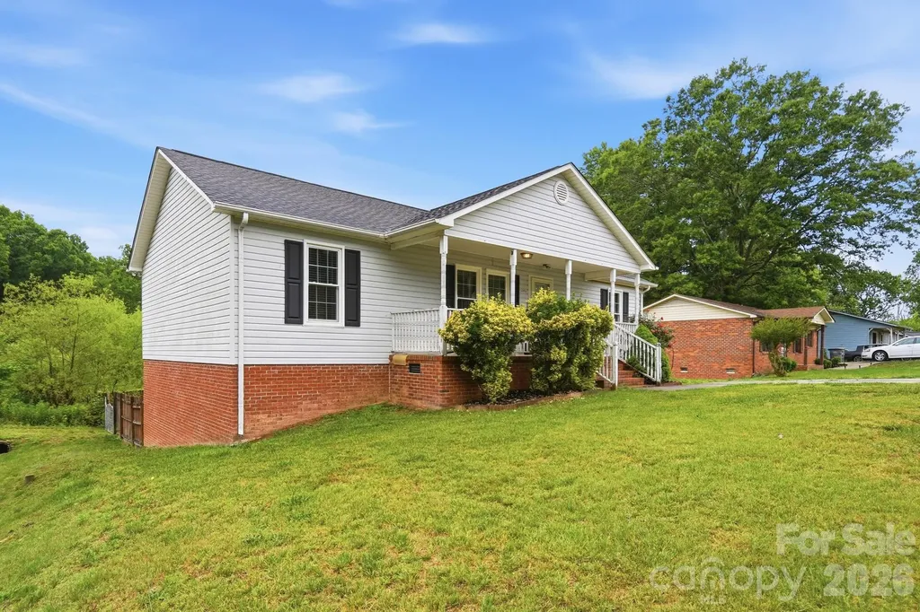 1114 Lakeview Street Kannapolis NC 28083