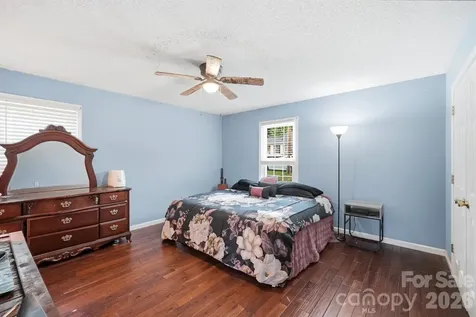 1114 Lakeview Street Kannapolis NC 28083
