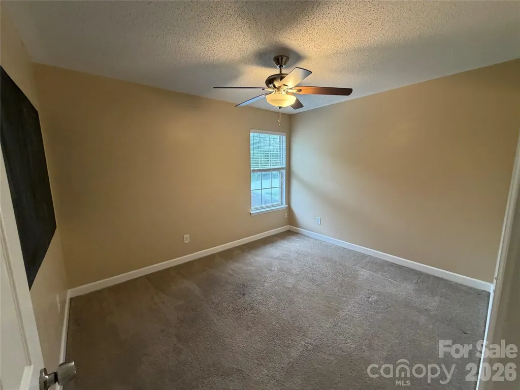 9233 Simonton Drive Charlotte NC 28269