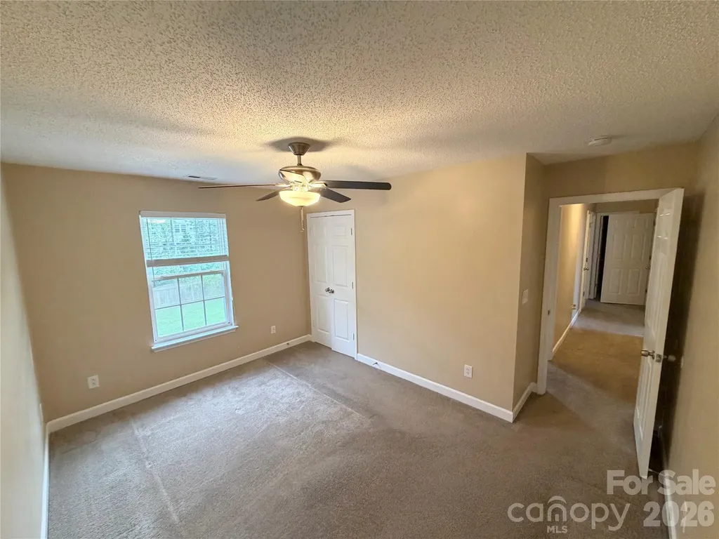 9233 Simonton Drive Charlotte NC 28269