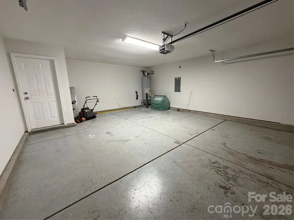 9233 Simonton Drive Charlotte NC 28269