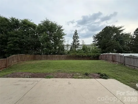 9233 Simonton Drive Charlotte NC 28269