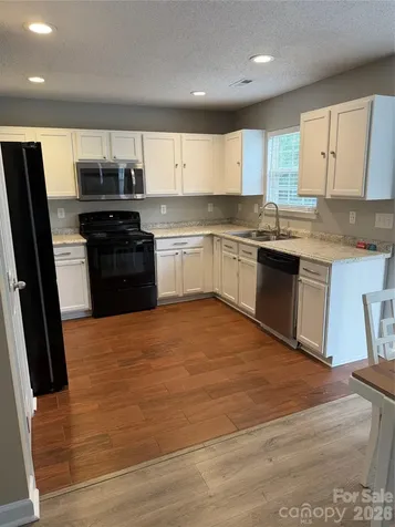 9233 Simonton Drive Charlotte NC 28269