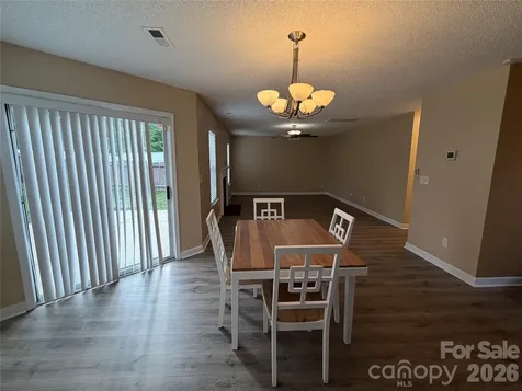 9233 Simonton Drive Charlotte NC 28269