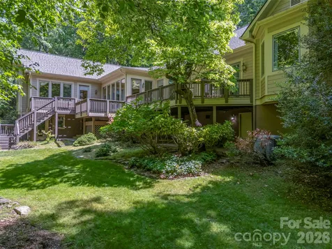 110 Little Cherokee Ridge Hendersonville NC 28739