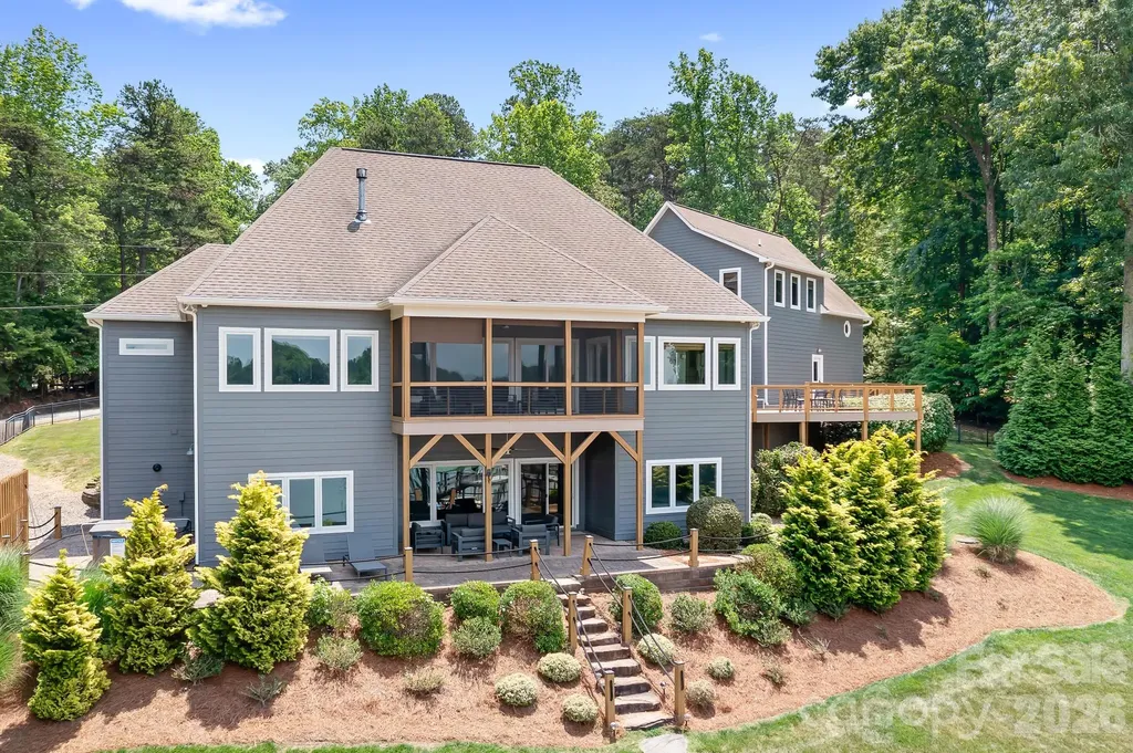 136 Bridlewood Drive Mooresville NC 28117