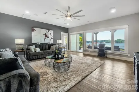 136 Bridlewood Drive Mooresville NC 28117