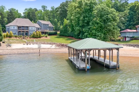 136 Bridlewood Drive Mooresville NC 28117