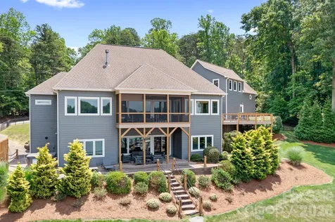 136 Bridlewood Drive Mooresville NC 28117
