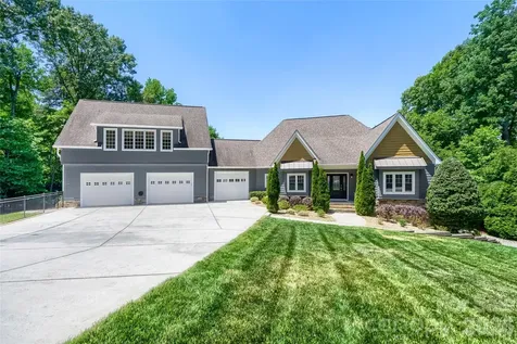 136 Bridlewood Drive Mooresville NC 28117